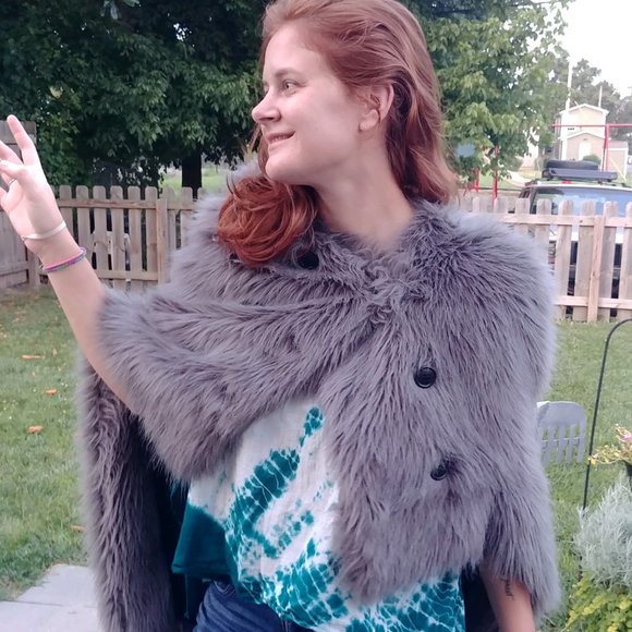 New with Tags Y-3 Fur Cape - Picture 2 of 9